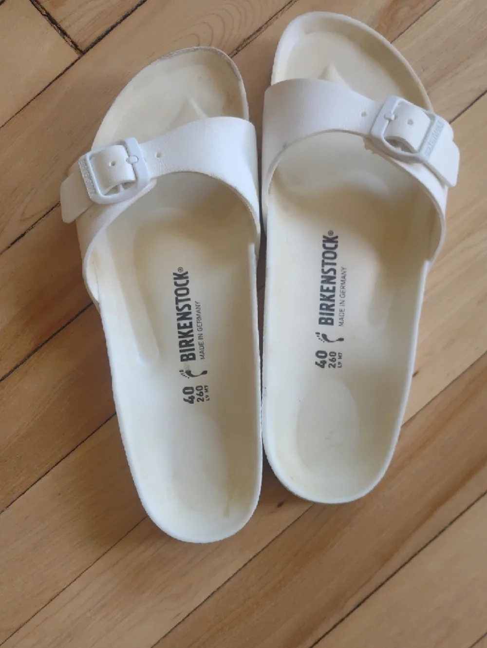 Birkenstock White Single Strap Slide Sandals - Picture 10 of 10
